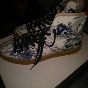 Gucci sneakers